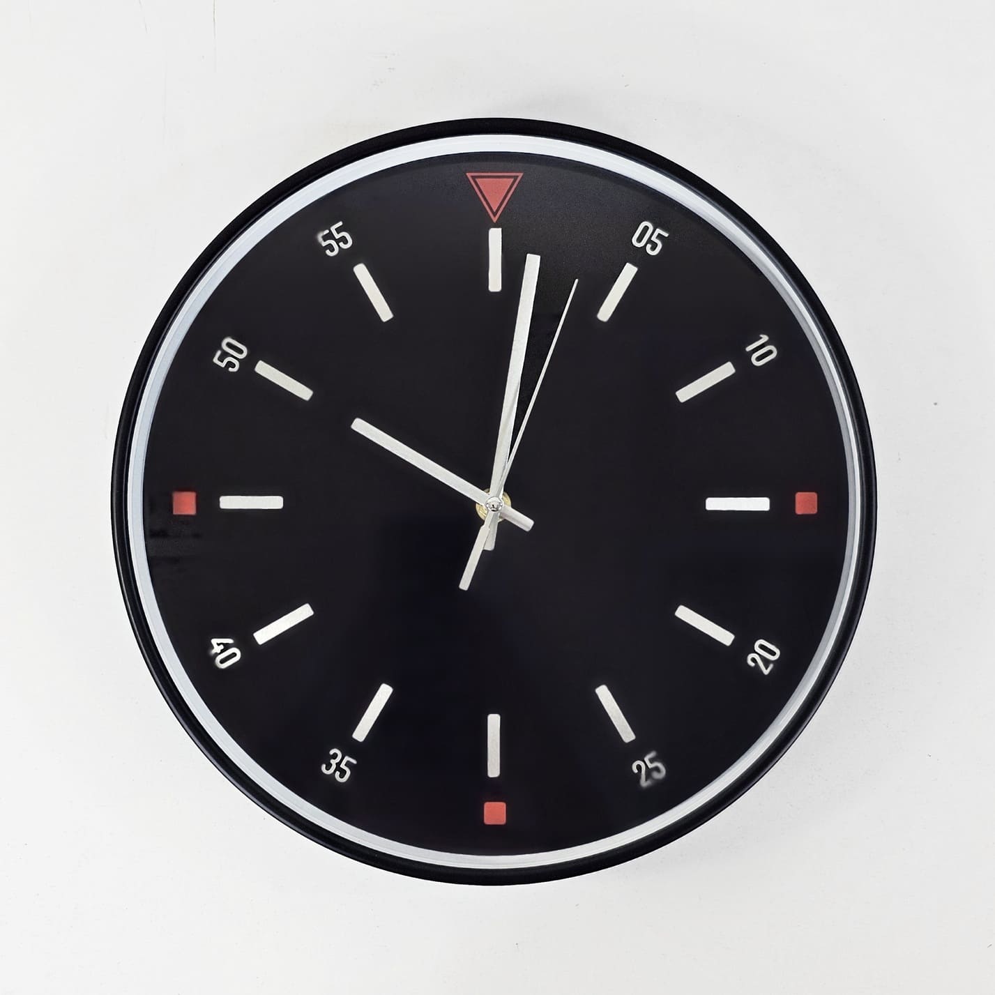 9GhPidZfV1WTYEIsZ0h0garHUyp5Hg9DhoIN3zKz (1) (1) YW29-07 - Wall Clock 12" Silent Quartz Decorative Latest Wall Clock Non-Ticking Classic Clock Battery Operated Round Easy to Read for Living Room, Bathroom, Kitchen, Office, School (B - Image 1
