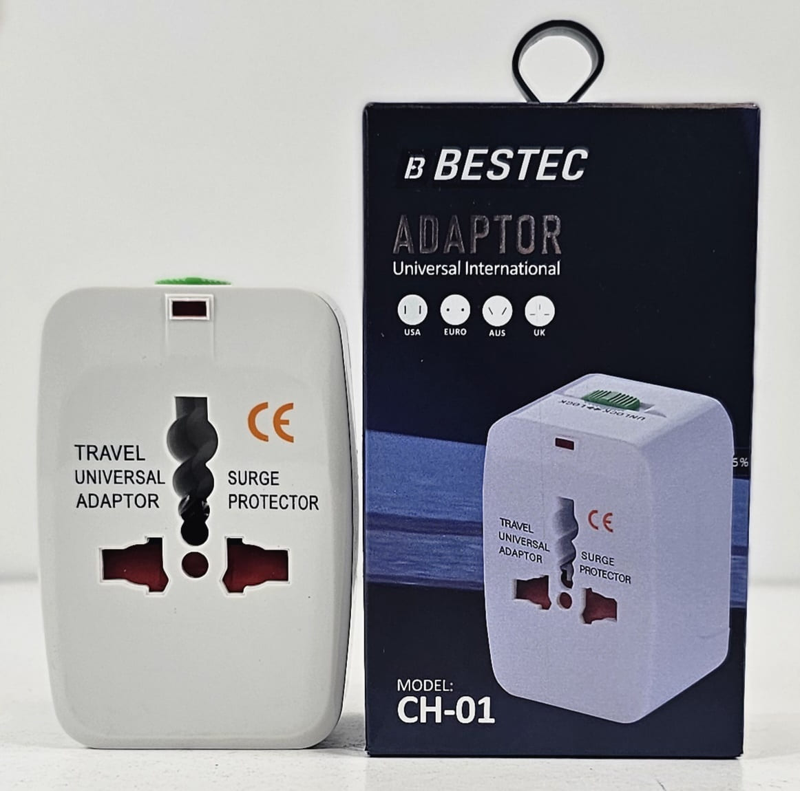 po14 (1) CH-01 - Universal Travel Adapter - 3.4 Amp Total Output for Smartphones - GZ04-05 - Image 1