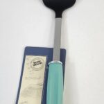 Nylon flat father - Top Quality Non Stick Plastic wtih Stell Handle - KNS03-U