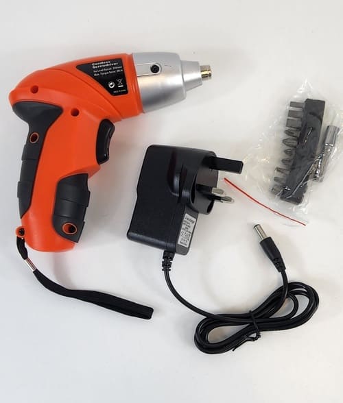 wNjsAMqxskNZjkfOTiUwlWqX2grIQSNcD5cIPWGf (1) Coredless Screwdriver 3.6 V / 220 RPM 5NM Torque - Rechargeable - LED Display - Image 1